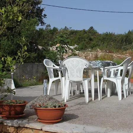 Apartment Studio Uvala Pokrivenik 8673b Jelsa (Hvar)